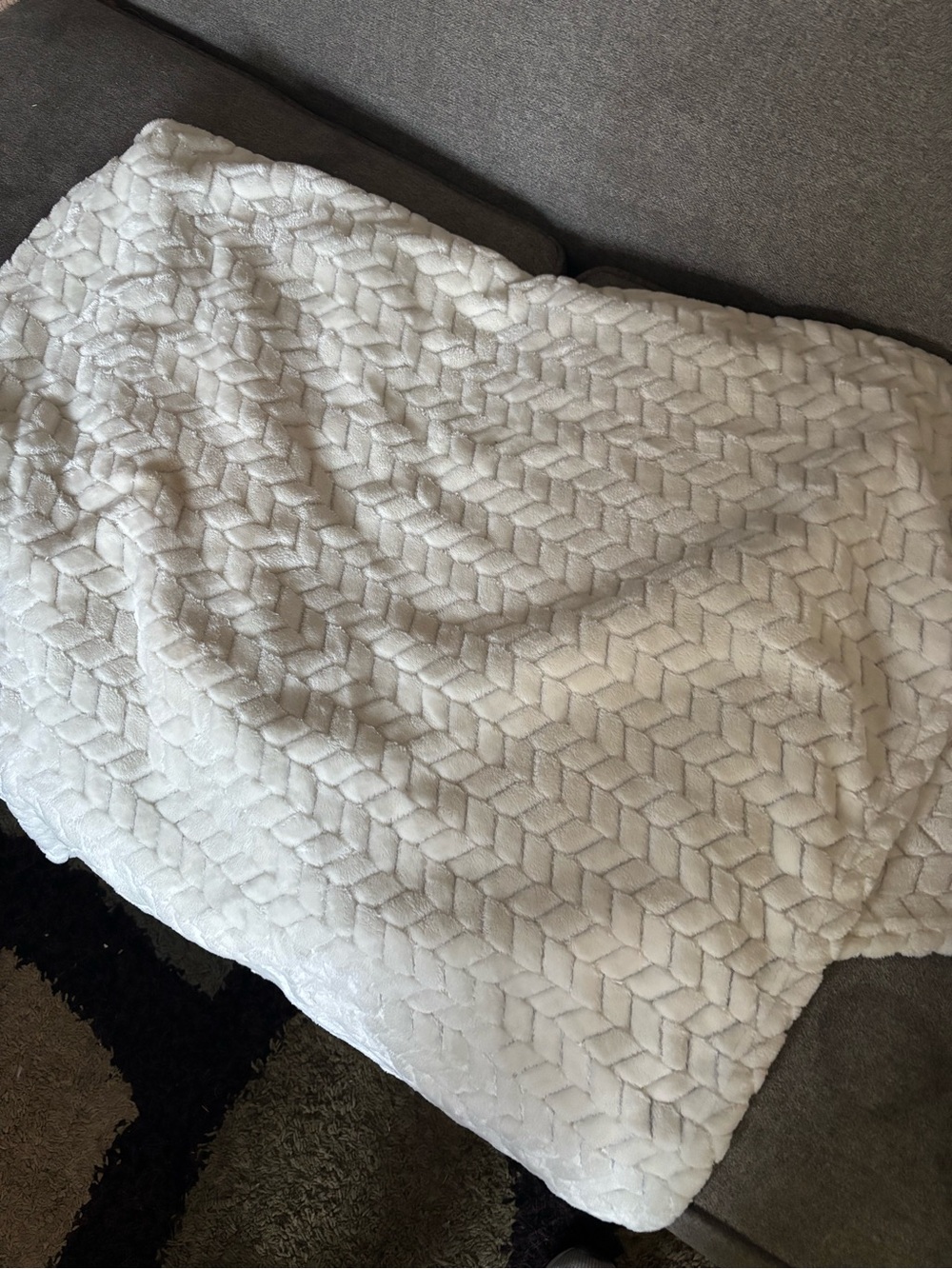 Plush White Chevron Throw Blanket - Cozy Home Bedding